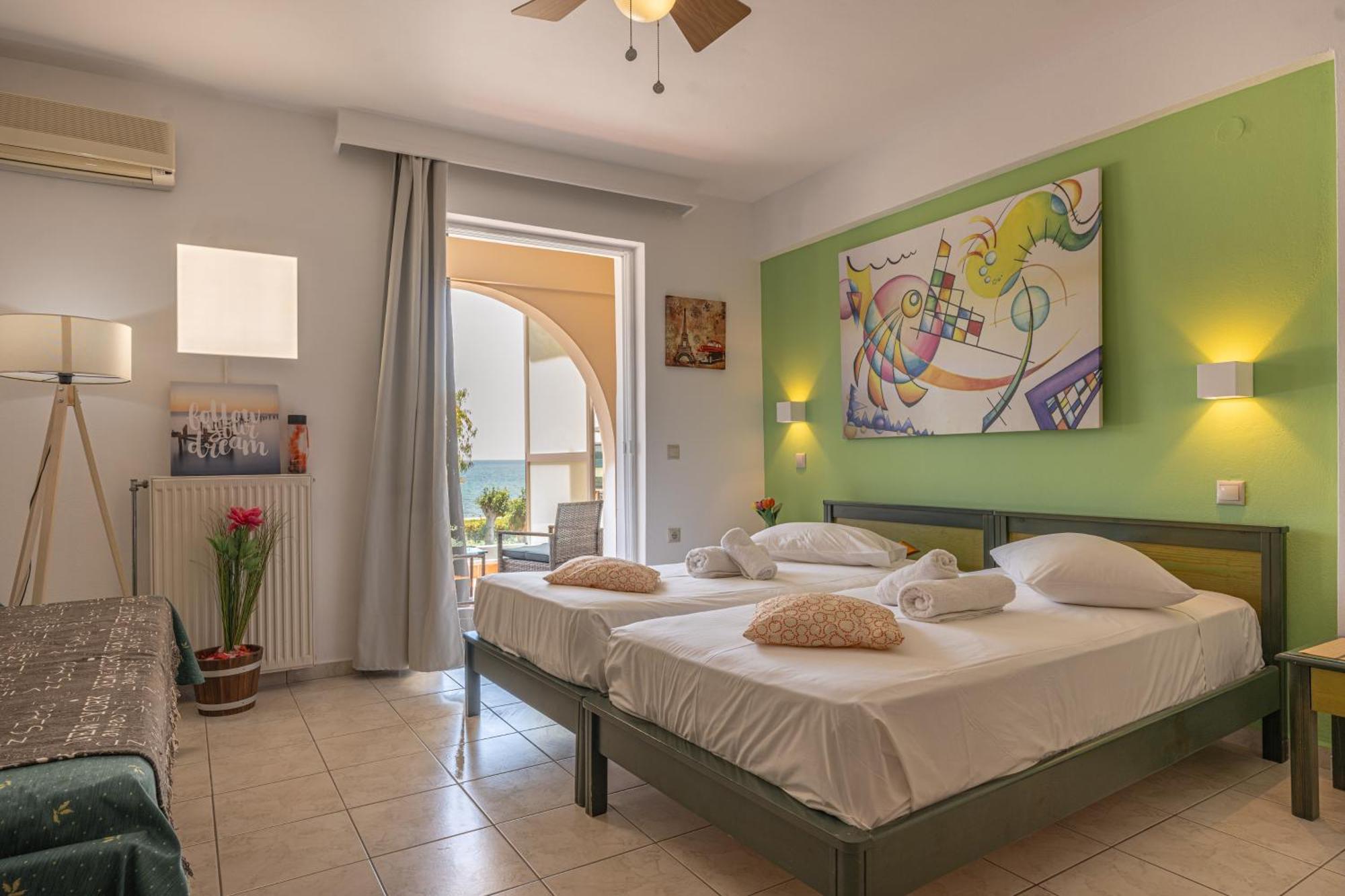 Seafront Spirit Suites Zakynthos Town Room photo